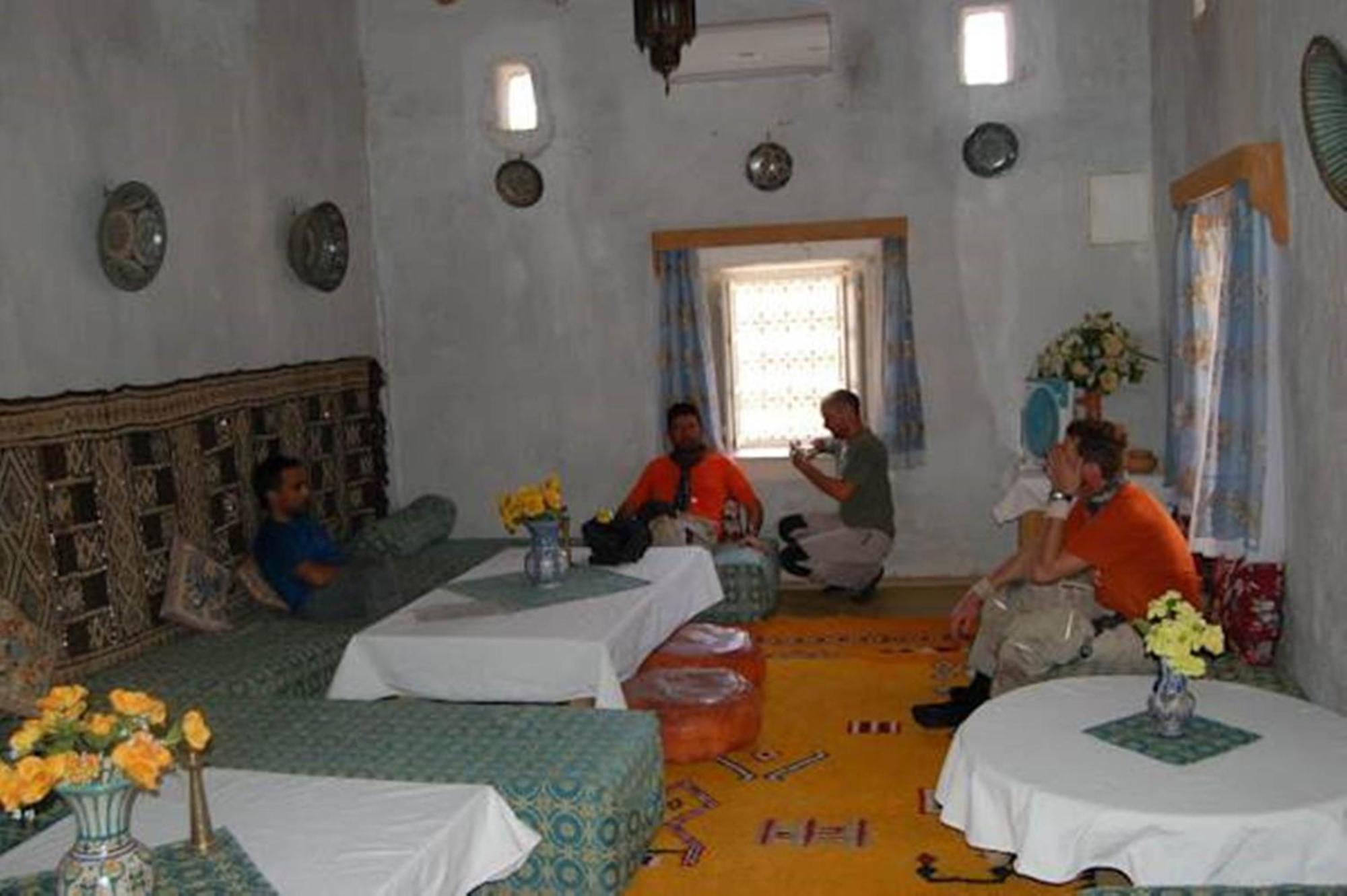 Auberge Chez Julia Merzouga Exteriör bild