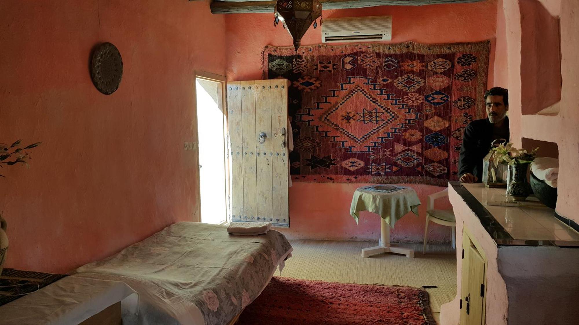 Auberge Chez Julia Merzouga Exteriör bild