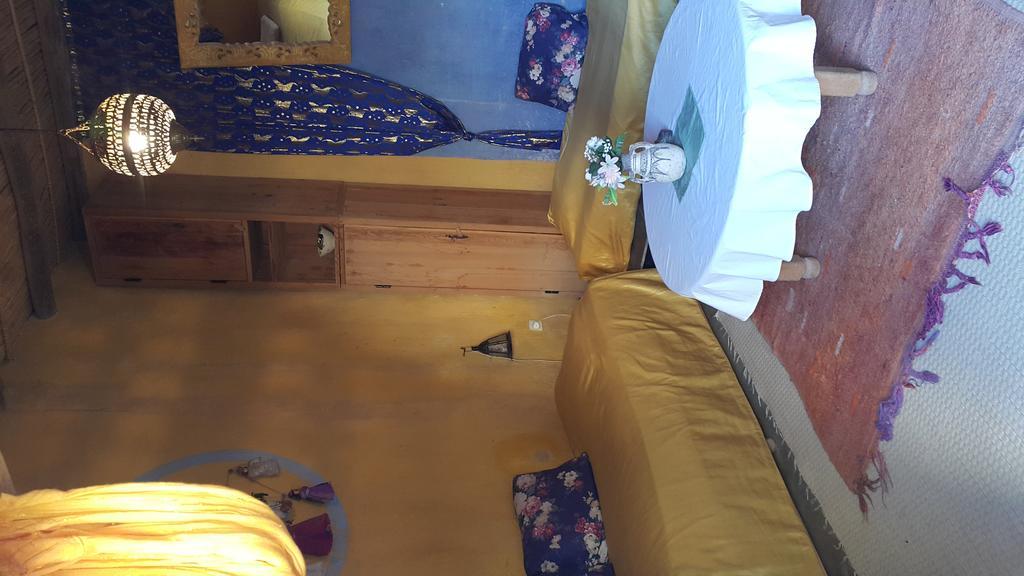 Auberge Chez Julia Merzouga Exteriör bild