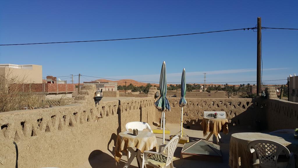 Auberge Chez Julia Merzouga Exteriör bild
