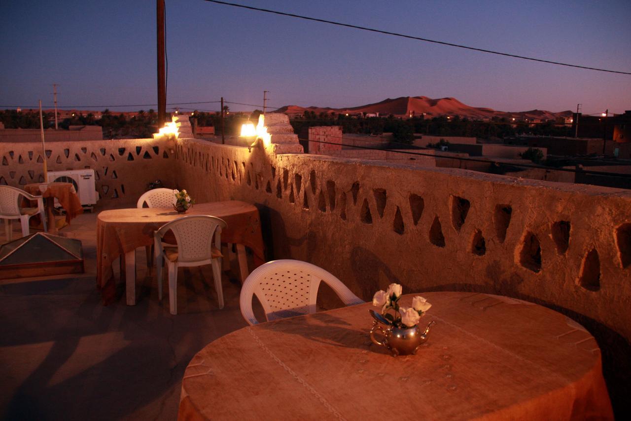 Auberge Chez Julia Merzouga Exteriör bild