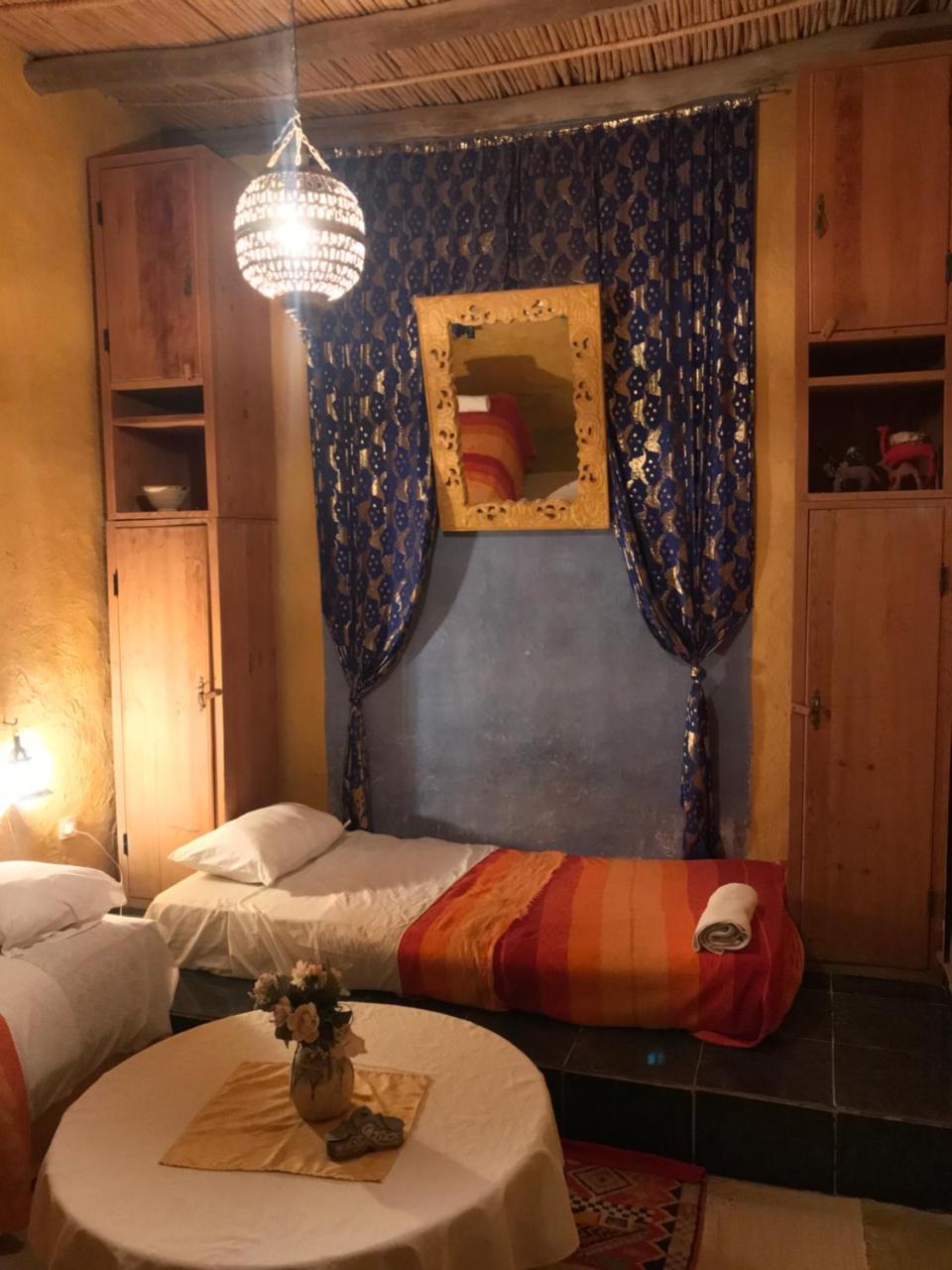 Auberge Chez Julia Merzouga Exteriör bild